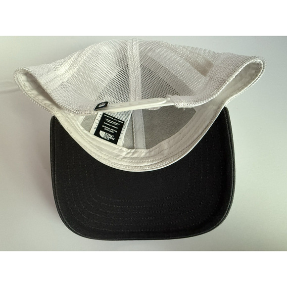 The North Face Mesh Trucker Snapback‎ Hat Outdoors Embroidered Gray White EUC - Picture 4 of 10